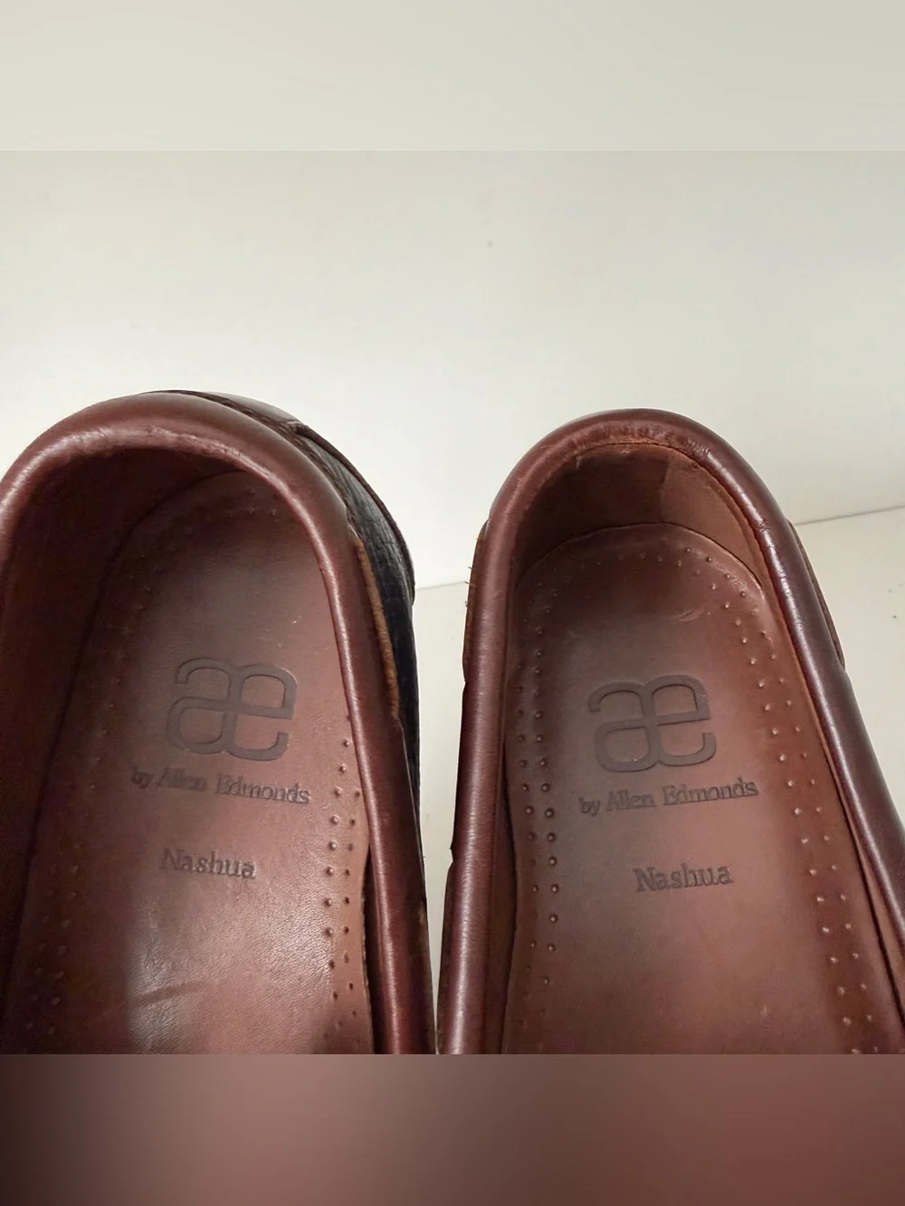 Allen Edmonds Nashua Tassel Loafer Leather Slip-On Round Toe Black/Brown 11.5